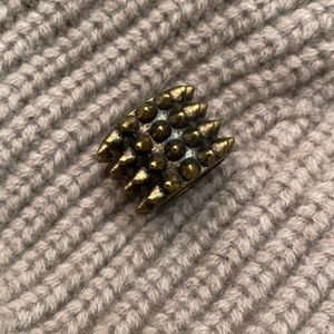 Vintage spikey ring